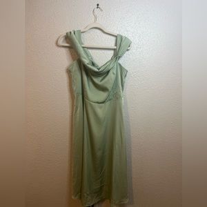 PETITE DRAPE DETAIL OFF THE SHOULDER MIDI DRESS SIZE 12 COLOR SAGE